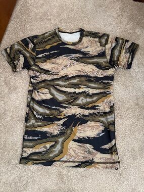 Origin JJ Short Sleeve Rash Guard Camo Tee in Olive, Tan & Black